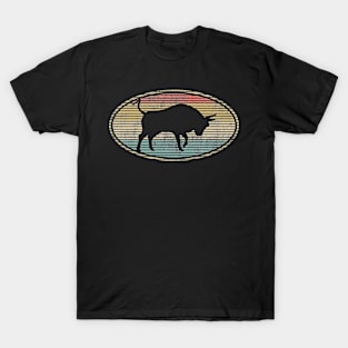 Bull Lovers, Funny Vintage Animal Lovers Design T-Shirt